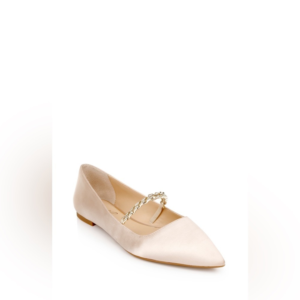 Size 9 Badgley Mischka “Jaclyn” Pointed Flats
